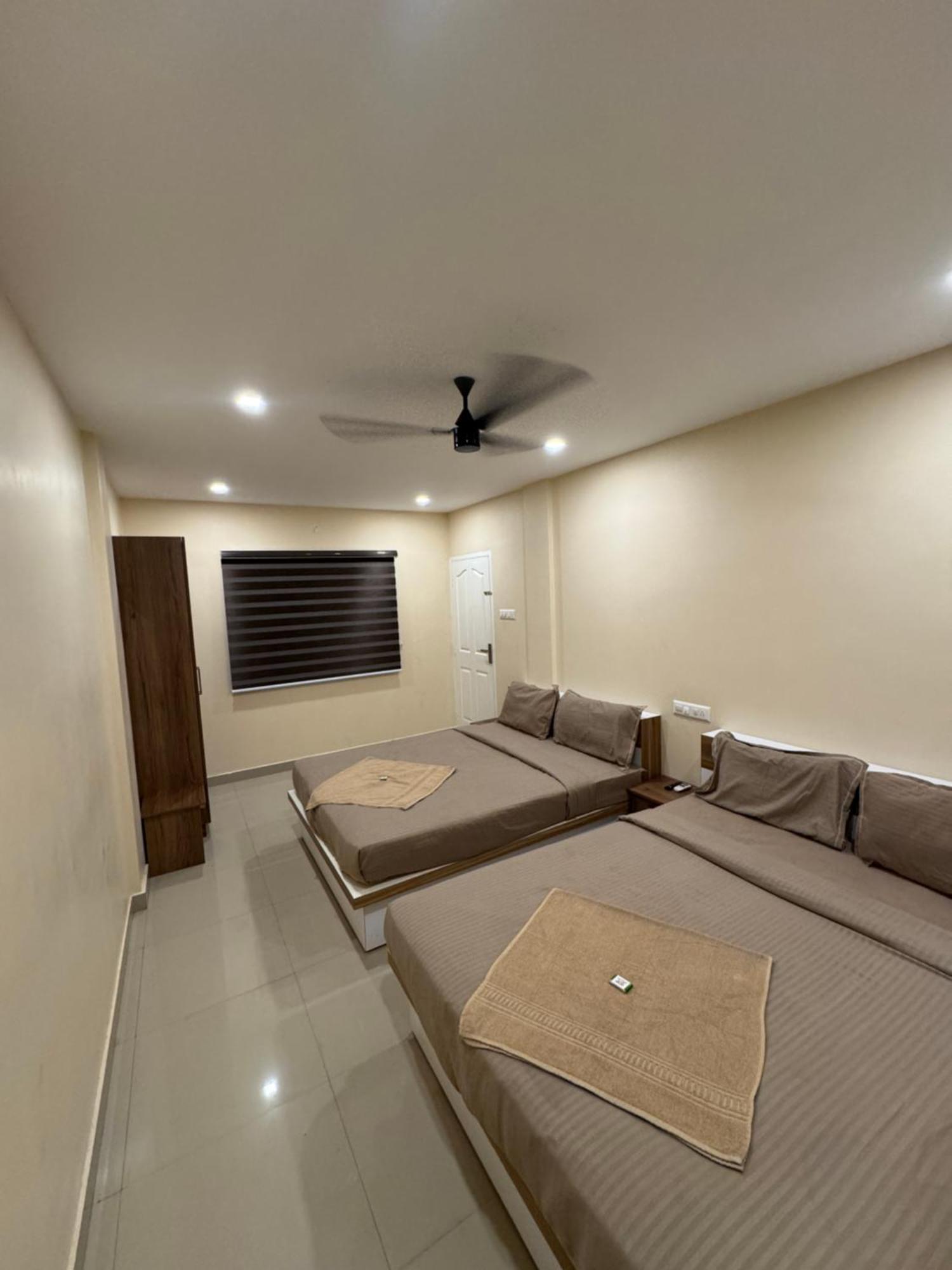 Heres Haut Residency Kochi Exterior photo